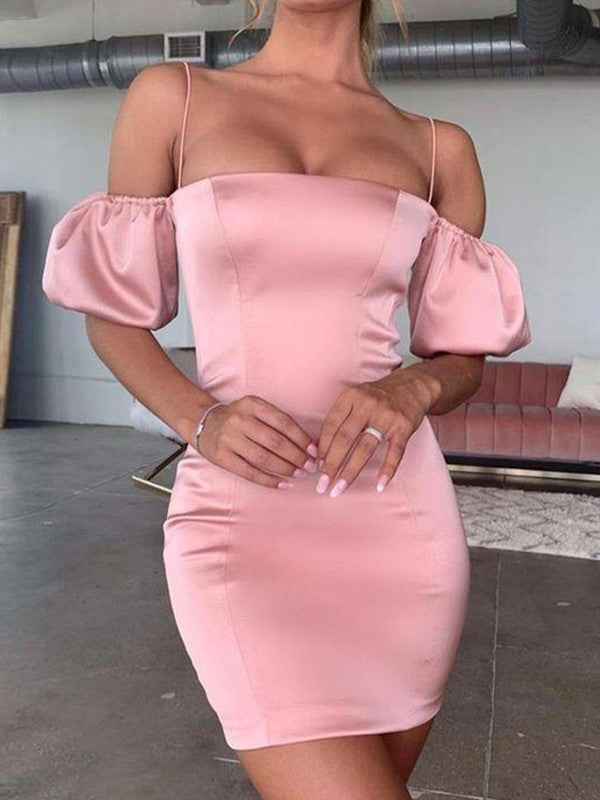 Vestidos cortos/mini de manga corta con tirantes finos fruncidos y charmeuse